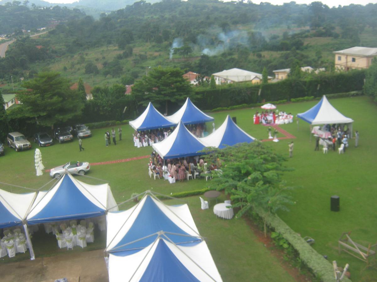 Hotel Azur Yaoundé Exteriör bild